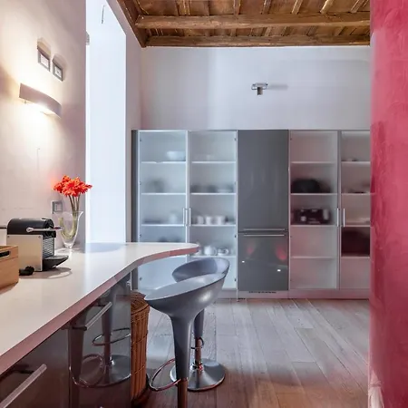 Modern In Campo De Fiori Apartamento