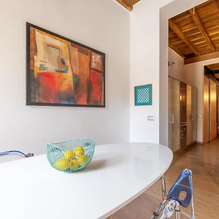 Modern In Campo De Fiori Appartamento