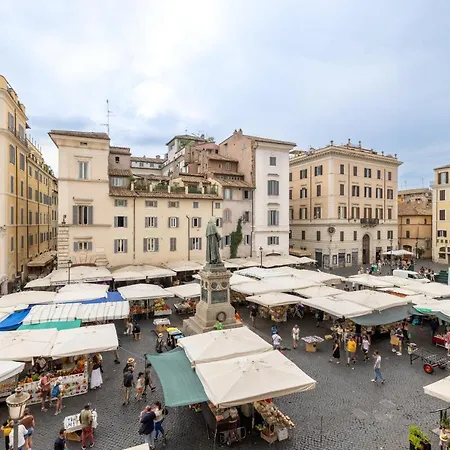 Modern In Campo De Fiori Appartamento